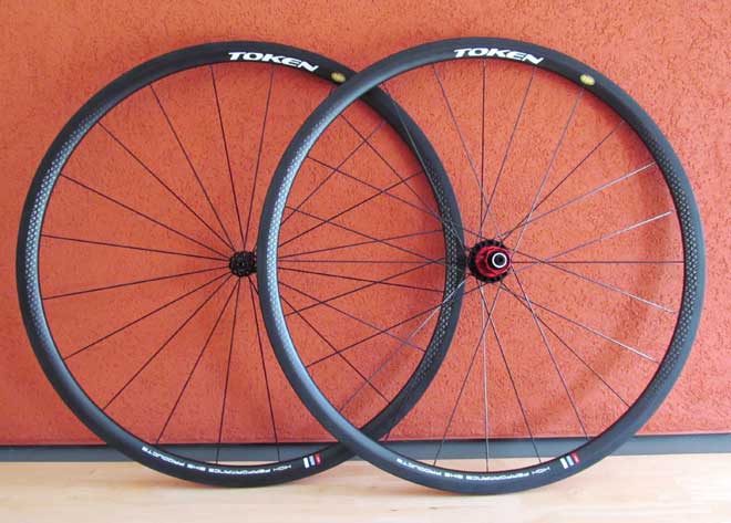 C28 CARBON CLINCHER WHEELSET (image for) C28 CARBON CLINCHER WHEELSET
