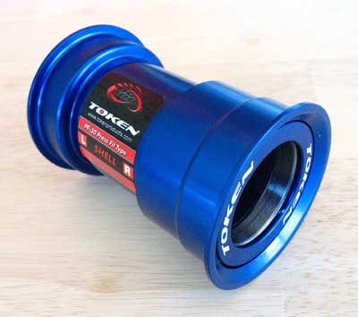 PRESS FIT BB30 blue (image for) PRESS FIT BB30 blue